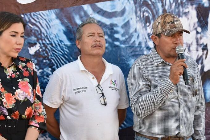 Alcaldesa Tania Flores Entrega Obra De  Ampliación De Red De Agua Potable En La Colonia Azteca