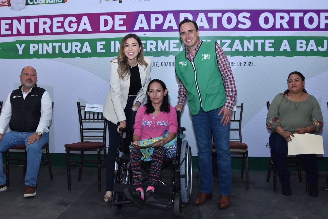 Múzquiz Nos Necesita Unidos Afirmó La Alcaldesa Tania Flores Al Presidir Junto A Manolo Jiménez Entrega De Aparatos Ortopédicos Y El Arranque De Programa De Pintura E Impermeabilizante