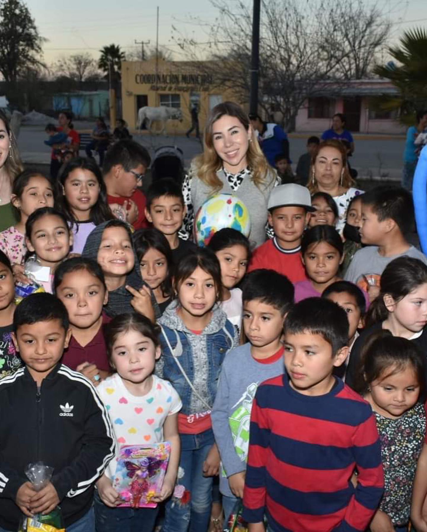 SIGUIÓ EL RECORRIDO DE LOS REYES MAGOS EN VILLA DE LAS ESPERANZAS, LA MOTA, RANCHERÍAS Y LA CUCHILLA.