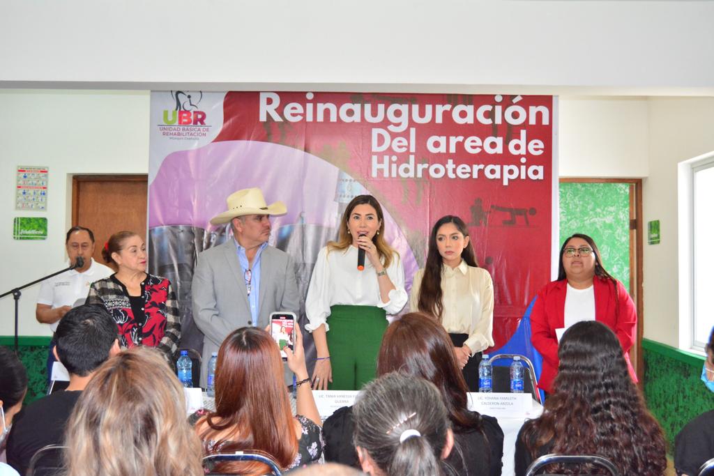 REINAUGURA ALCALDESA TANIA V. FLORES GUERRA, ÁREA DE HIDROTERAPIA EN LA UBR DE MÚZQUIZ