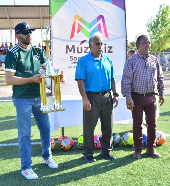 ARRANCÓ EN MÚZQUIZ EL FUTBOL INFANTIL