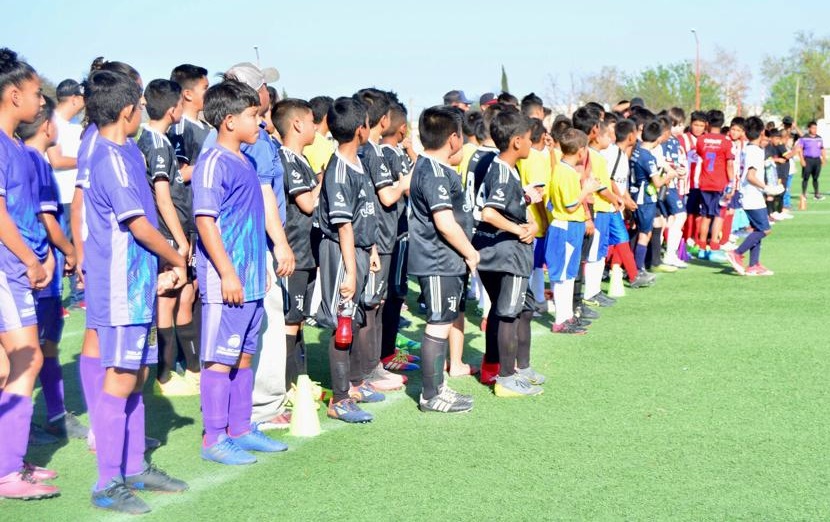 ARRANCÓ EN MÚZQUIZ EL FUTBOL INFANTIL