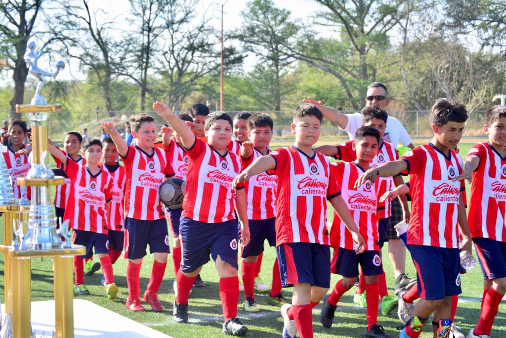 ARRANCÓ EN MÚZQUIZ EL FUTBOL INFANTIL